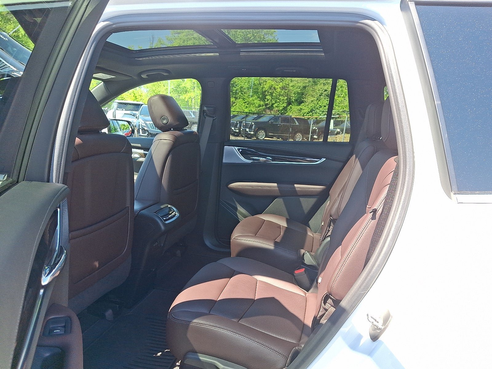 Certified 2023 Cadillac XT6 Premium Luxury AWD/4WD image 23
