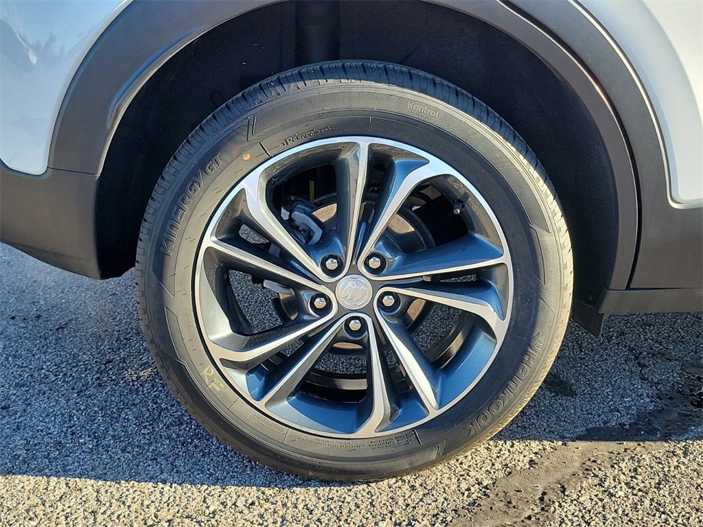 Used 2023 Buick Encore GX Select image 6