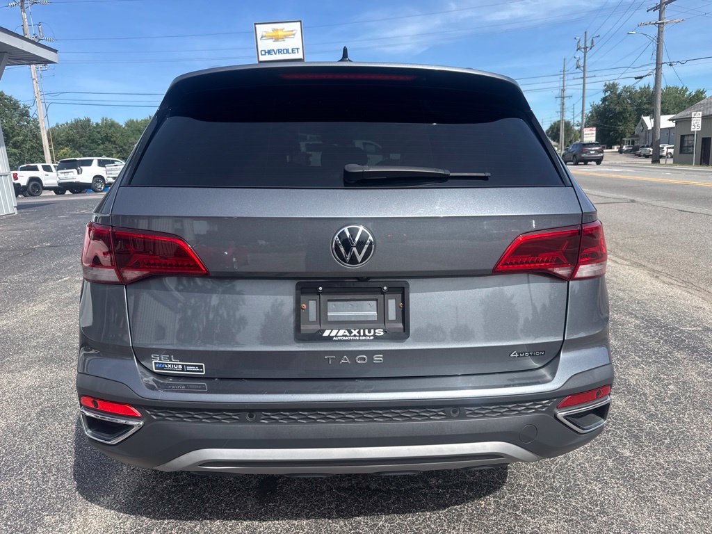 Used 2022 Volkswagen Taos SEL AWD/4WD image 6