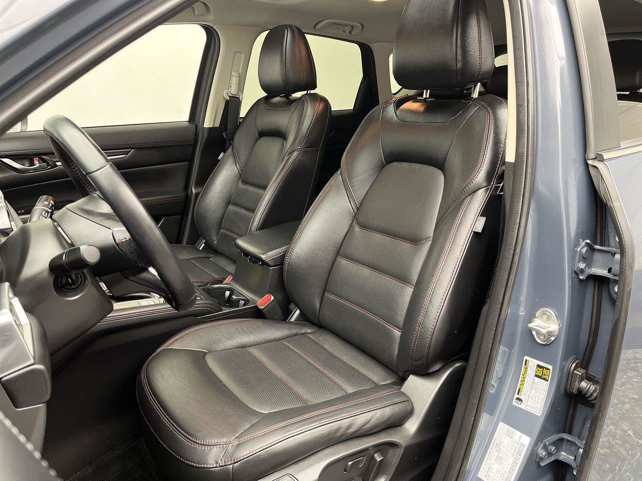 Certified 2023 MAZDA CX-5 Carbon Edition AWD/4WD image 11