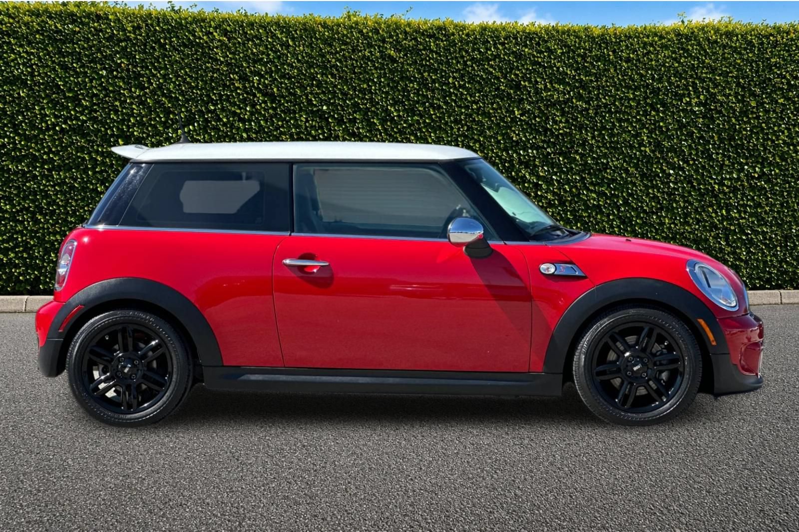 Used 2012 MINI Cooper S FWD image 3