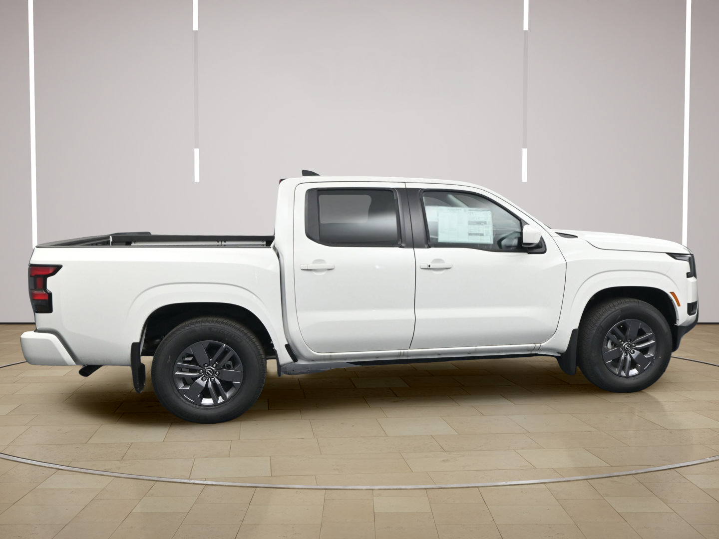 Certified 2025 Nissan Frontier SV w/ SV Convenience Package RWD image 8