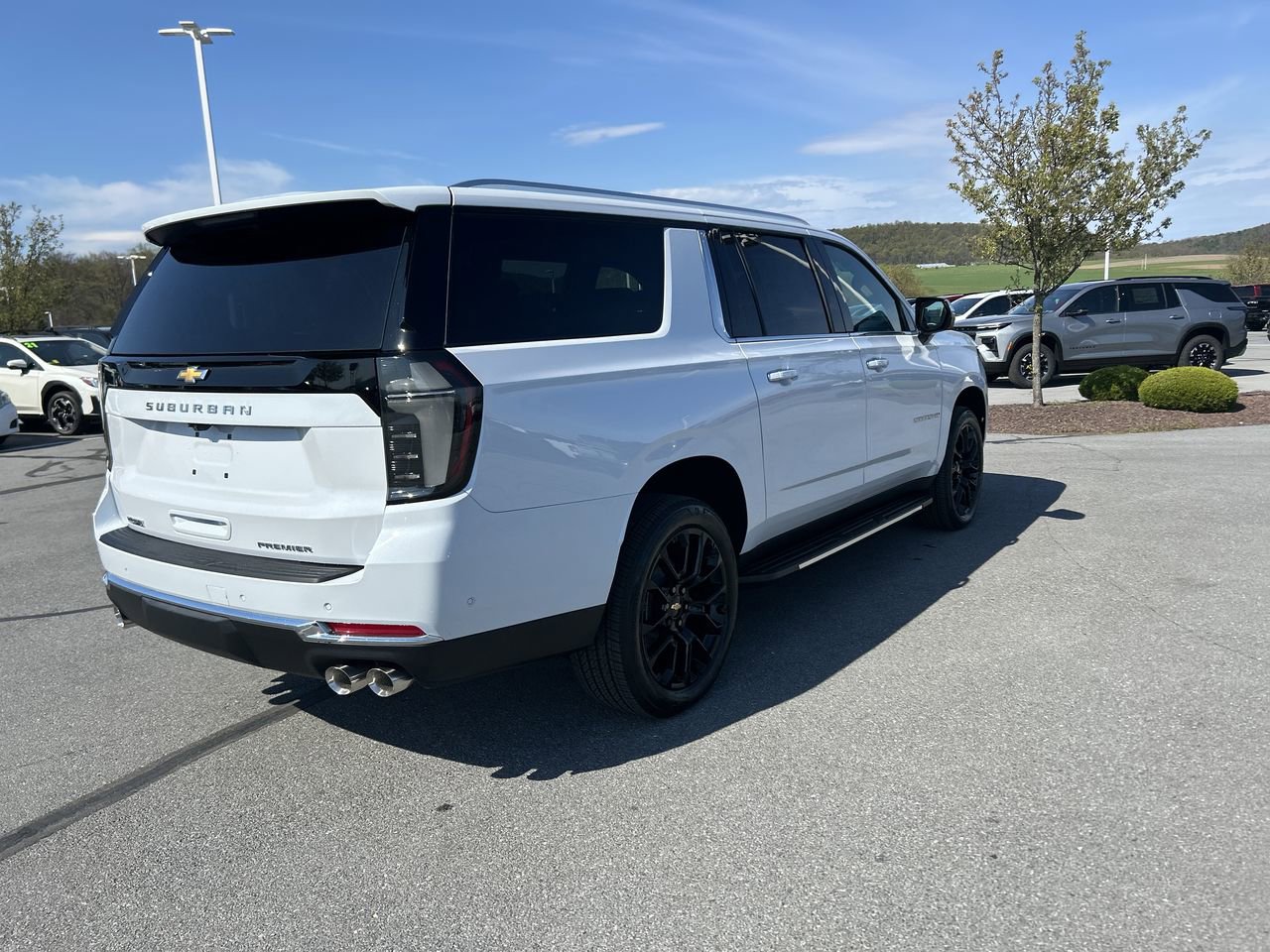 New 2026 Chevrolet Suburban Premier AWD/4WD image 7