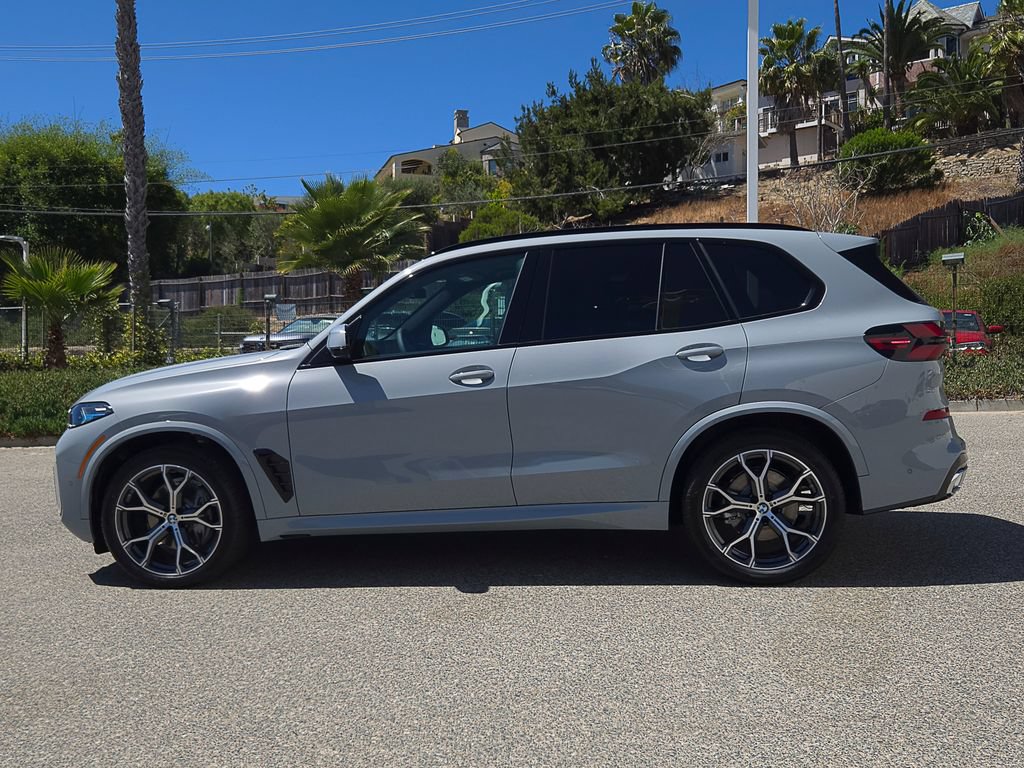 New 2026 BMW X5 sDrive40i w/ M Sport Package RWD image 4