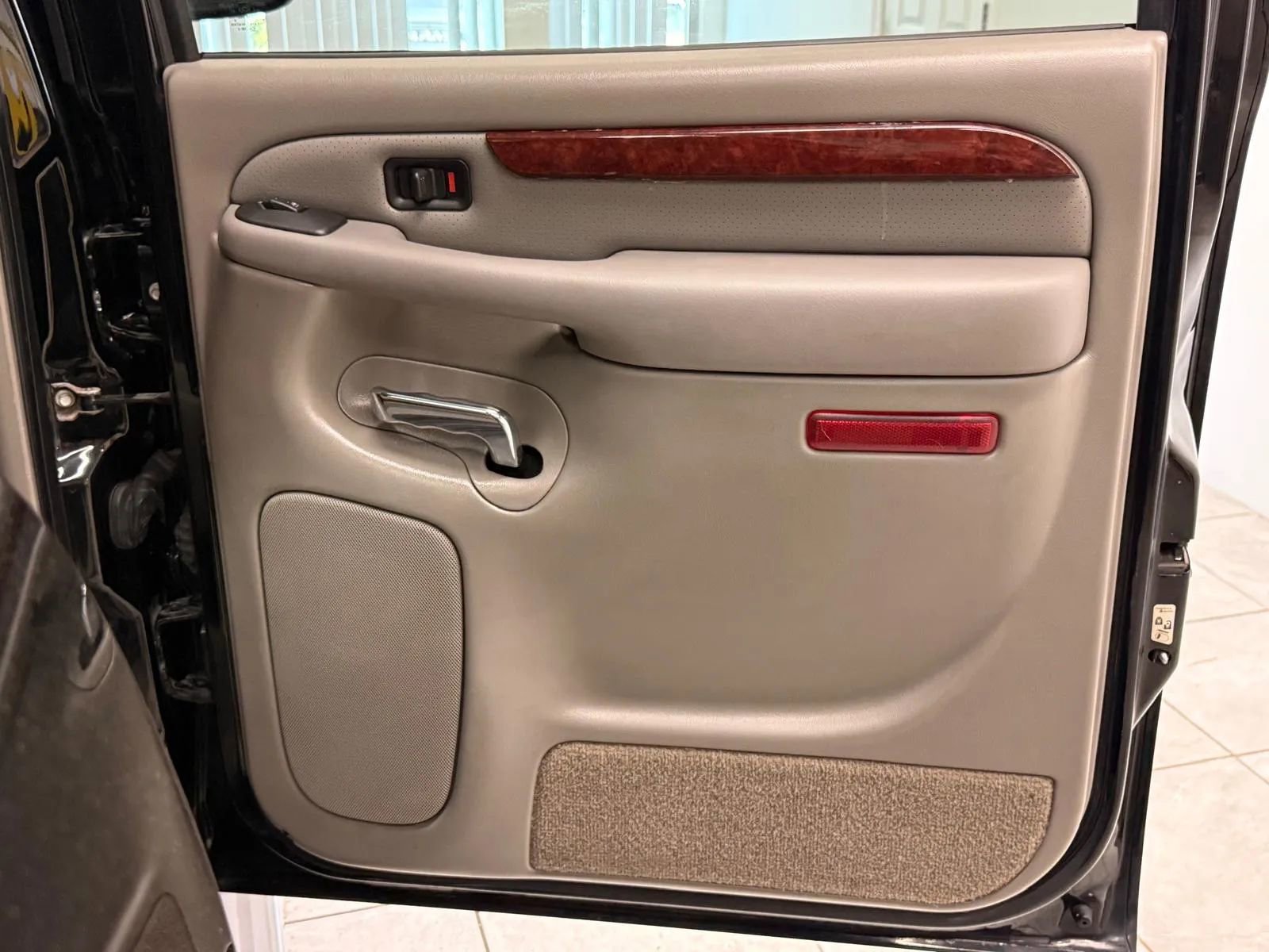 Used 2006 Cadillac Escalade EXT Sport Utility Pickup 4D 5 1/4 image 23