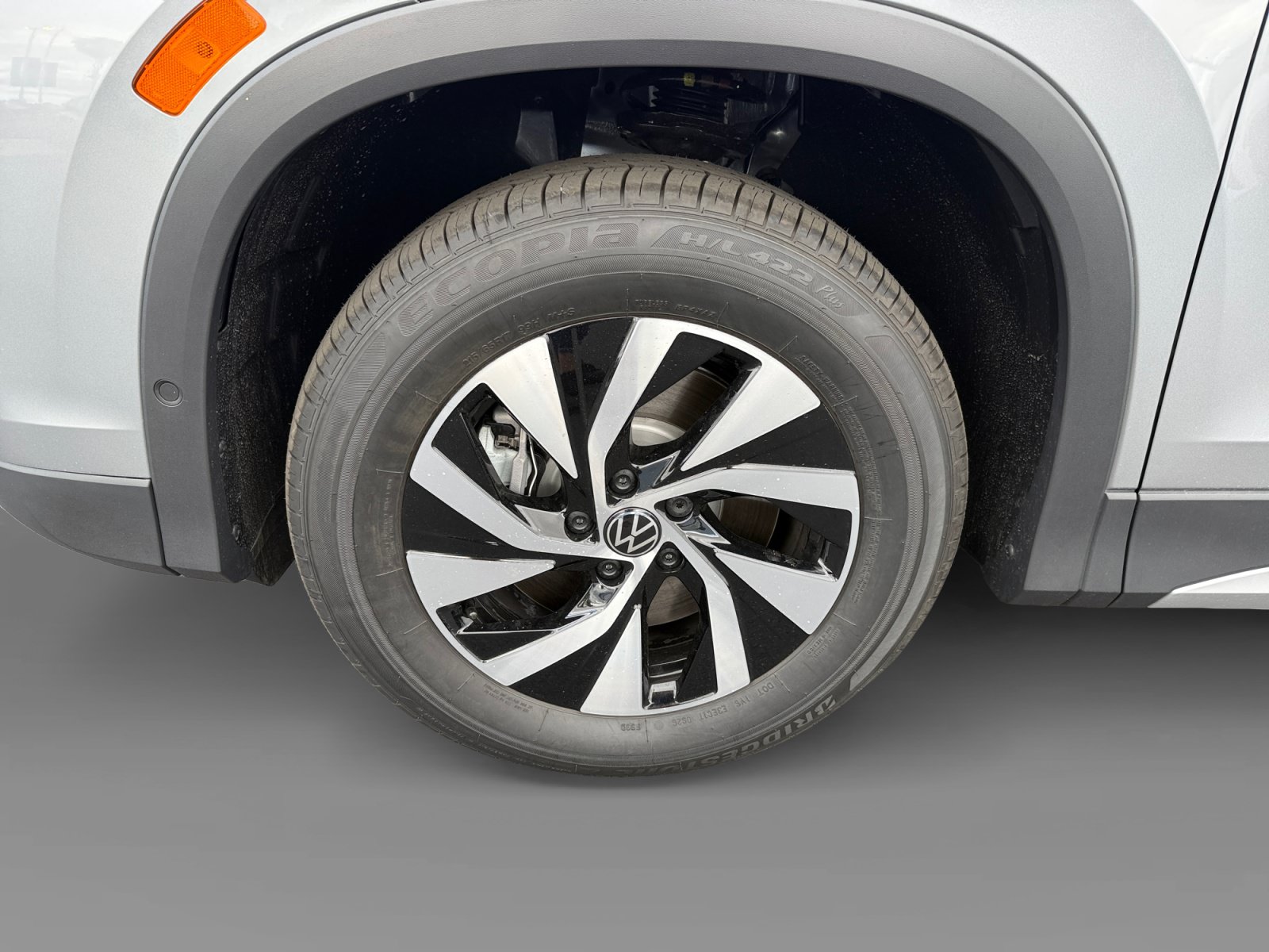 New 2026 Volkswagen Tiguan S AWD/4WD image 9