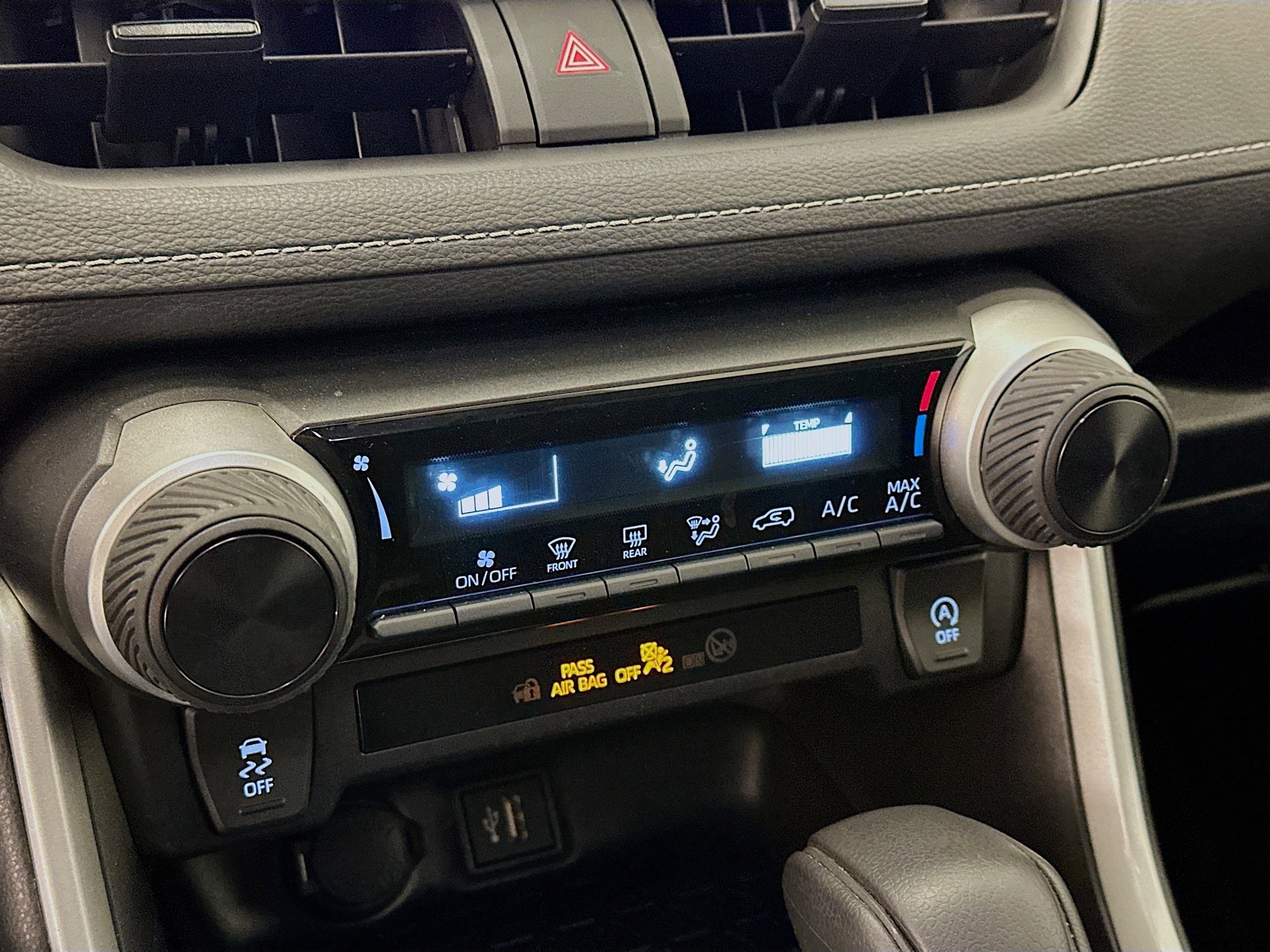 Used 2025 Toyota RAV4 LE image 24