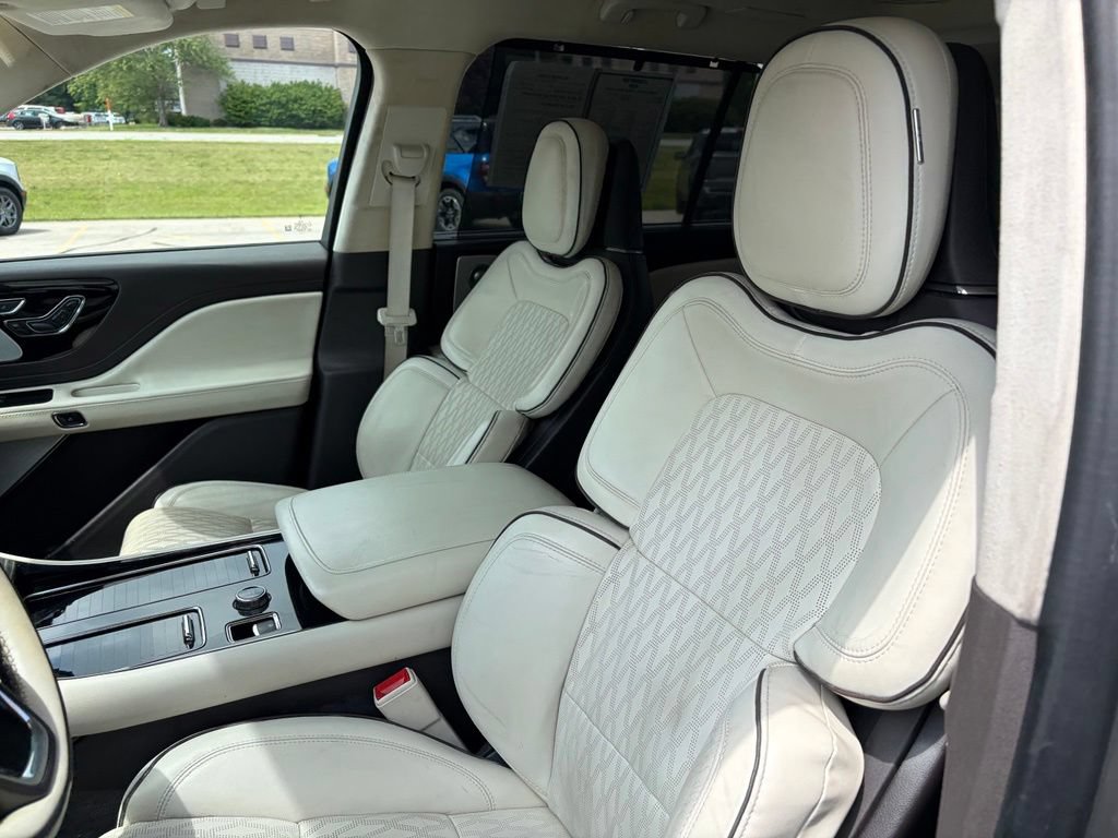 Used 2020 Lincoln Aviator Black Label w/ Dynamic Handling Package AWD/4WD image 3