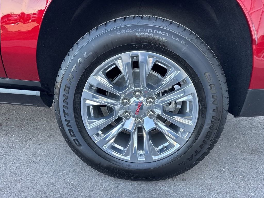 New 2026 GMC Yukon XL Denali w/ Sun & Power Step Package image 38