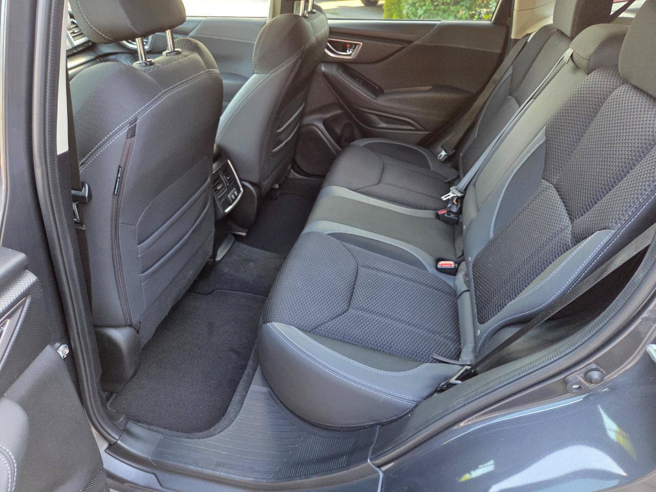 Used 2021 Subaru Forester Premium AWD/4WD image 16