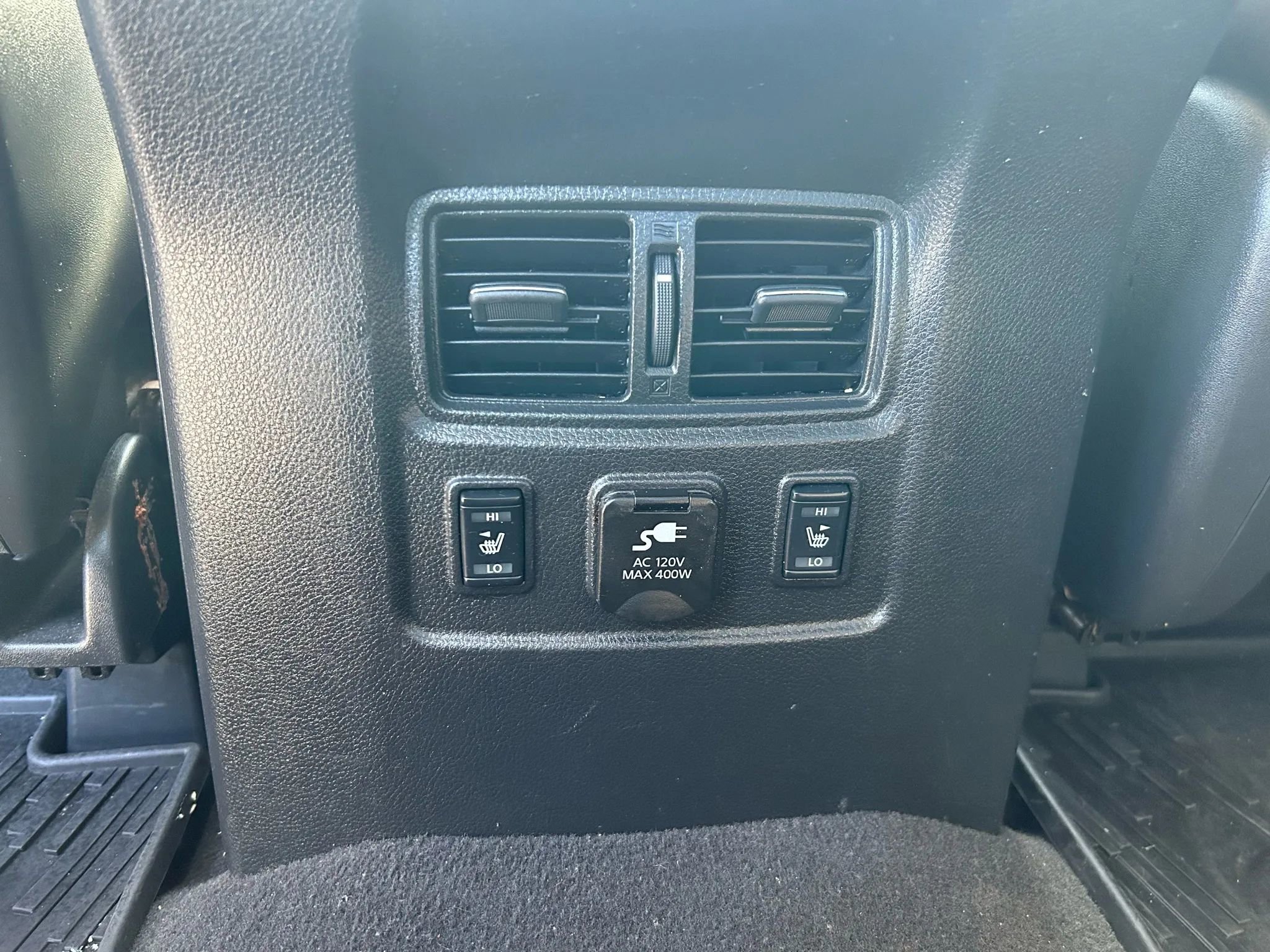 Used 2016 Nissan Titan Platinum Reserve image 10