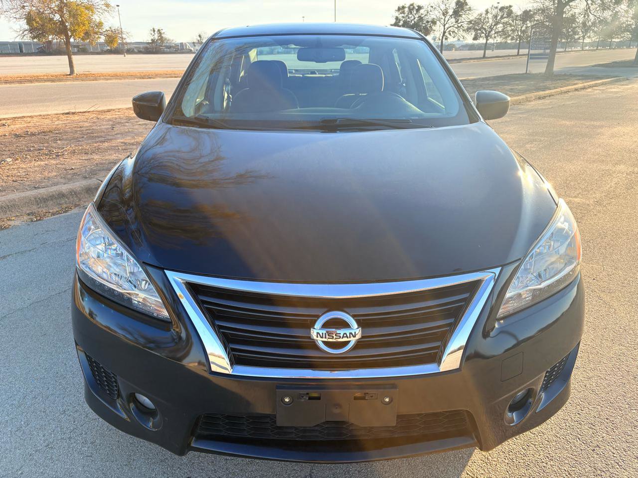 Used 2013 Nissan Sentra SR w/ Premium Pkg image 8