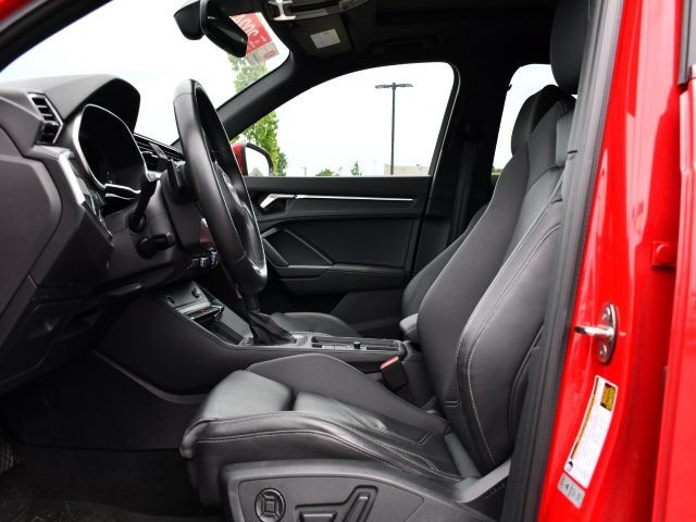 Used 2024 Audi Q3 2.0T Premium Plus AWD/4WD image 18