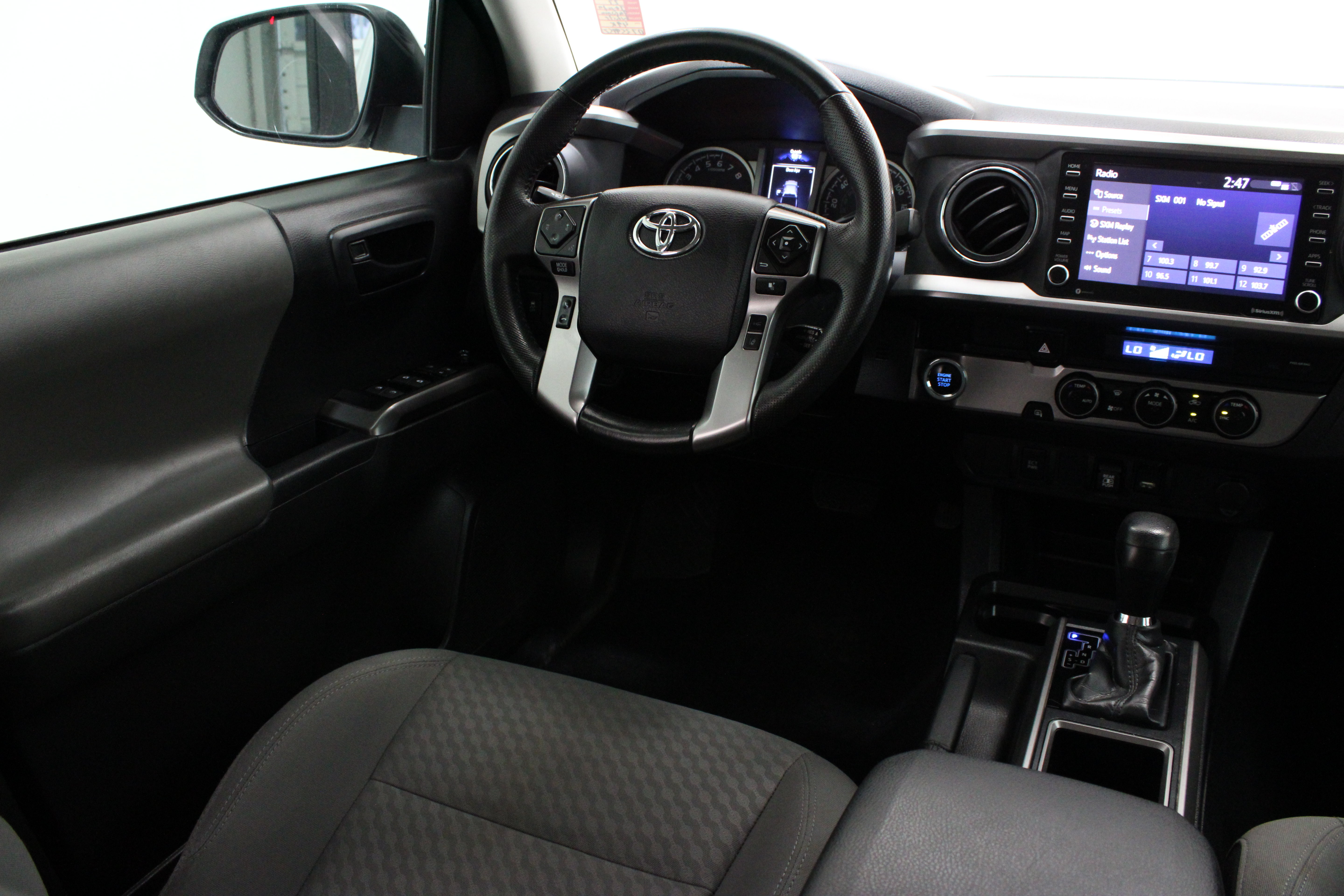 Used 2023 Toyota Tacoma SR5 RWD image 29