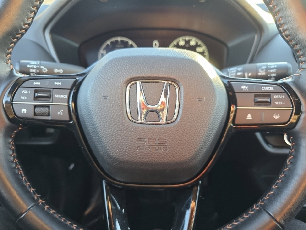 Certified 2025 Honda HR-V Sport image 27