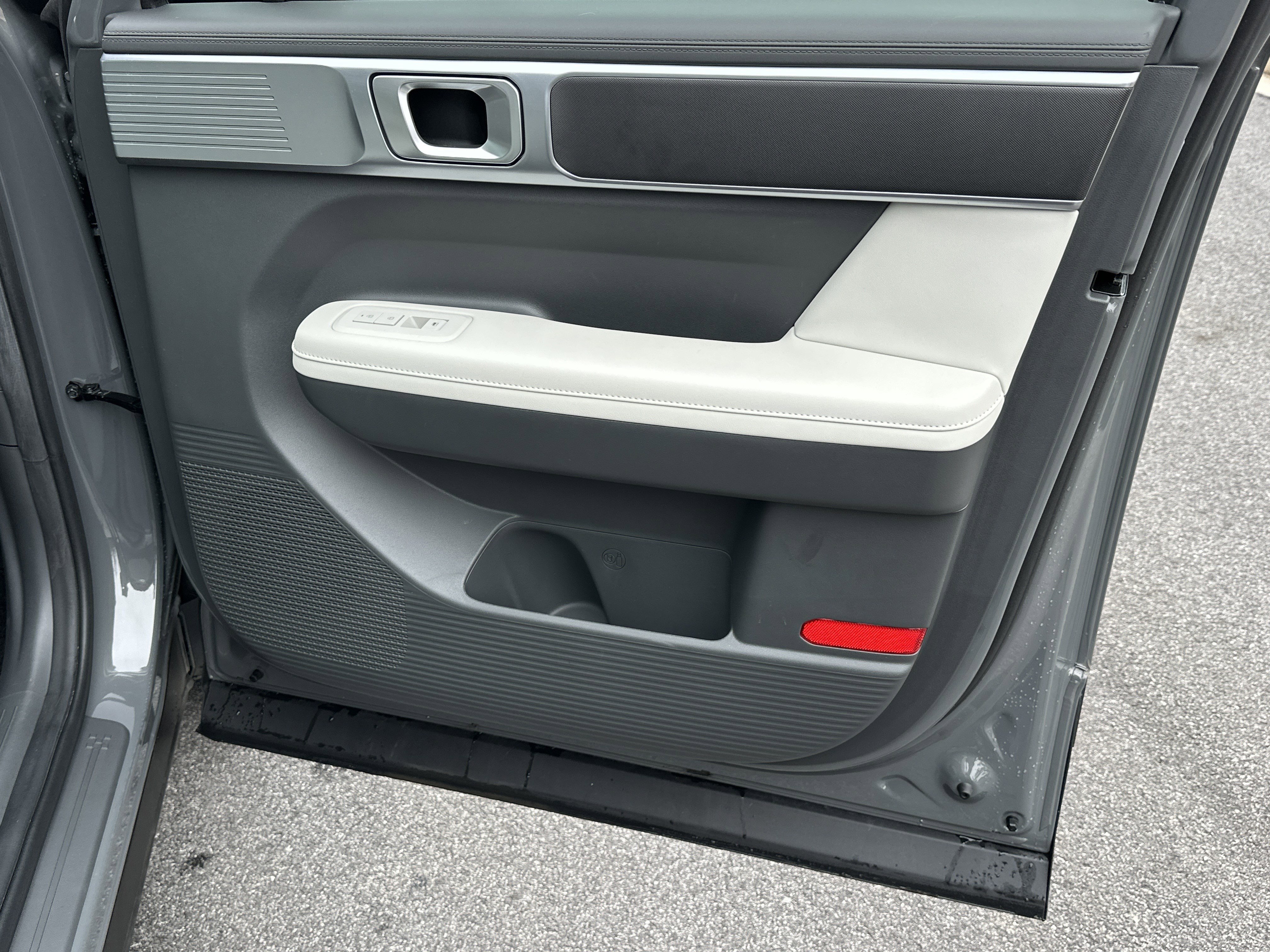 Used 2024 Hyundai Santa Fe SEL image 15