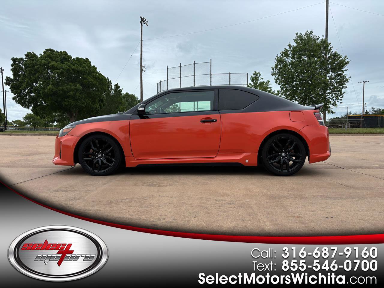 Used 2015 Scion tC FWD image 1