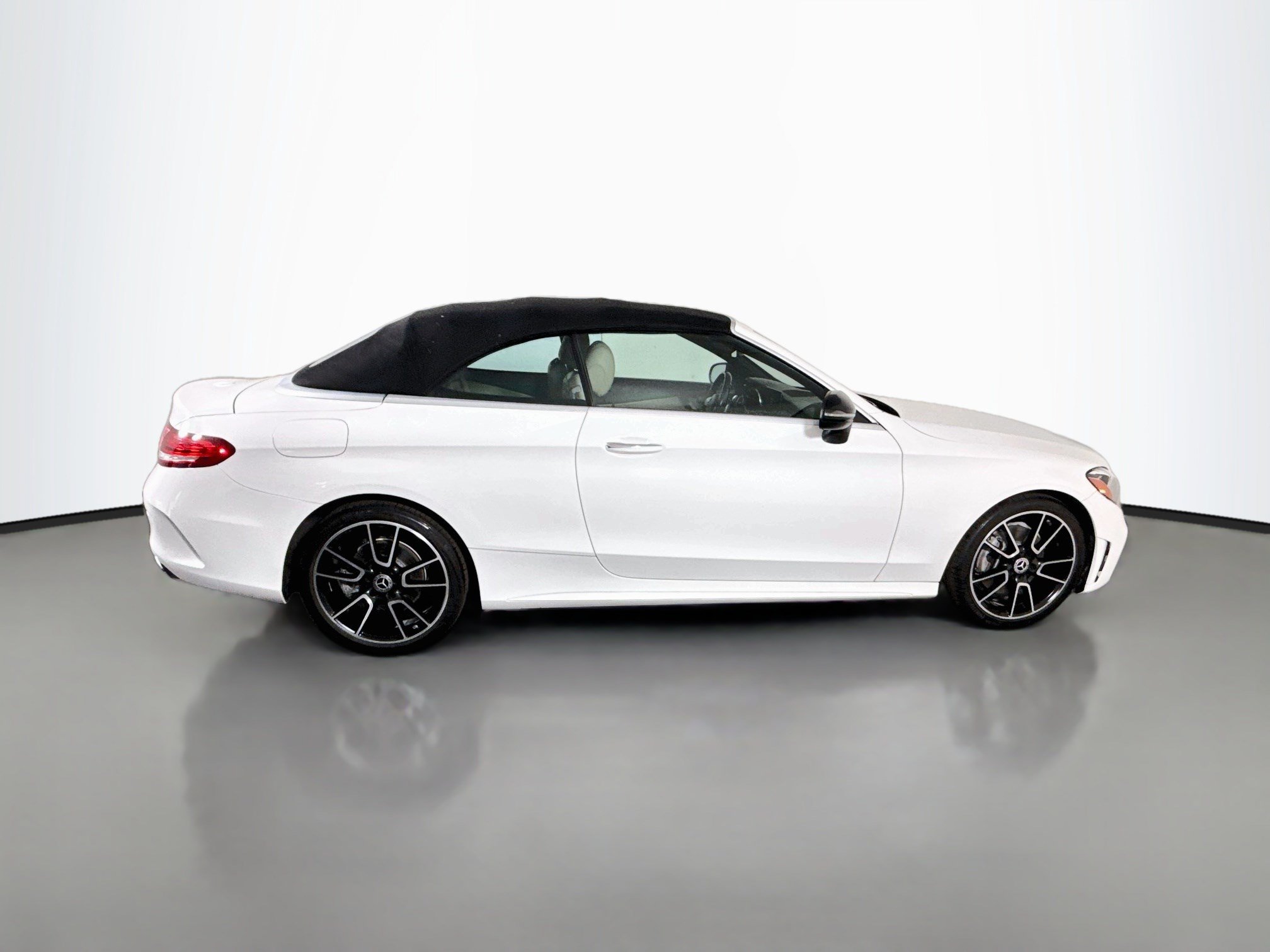 Used 2021 Mercedes-Benz C 300 Cabriolet w/ AMG Line image 11