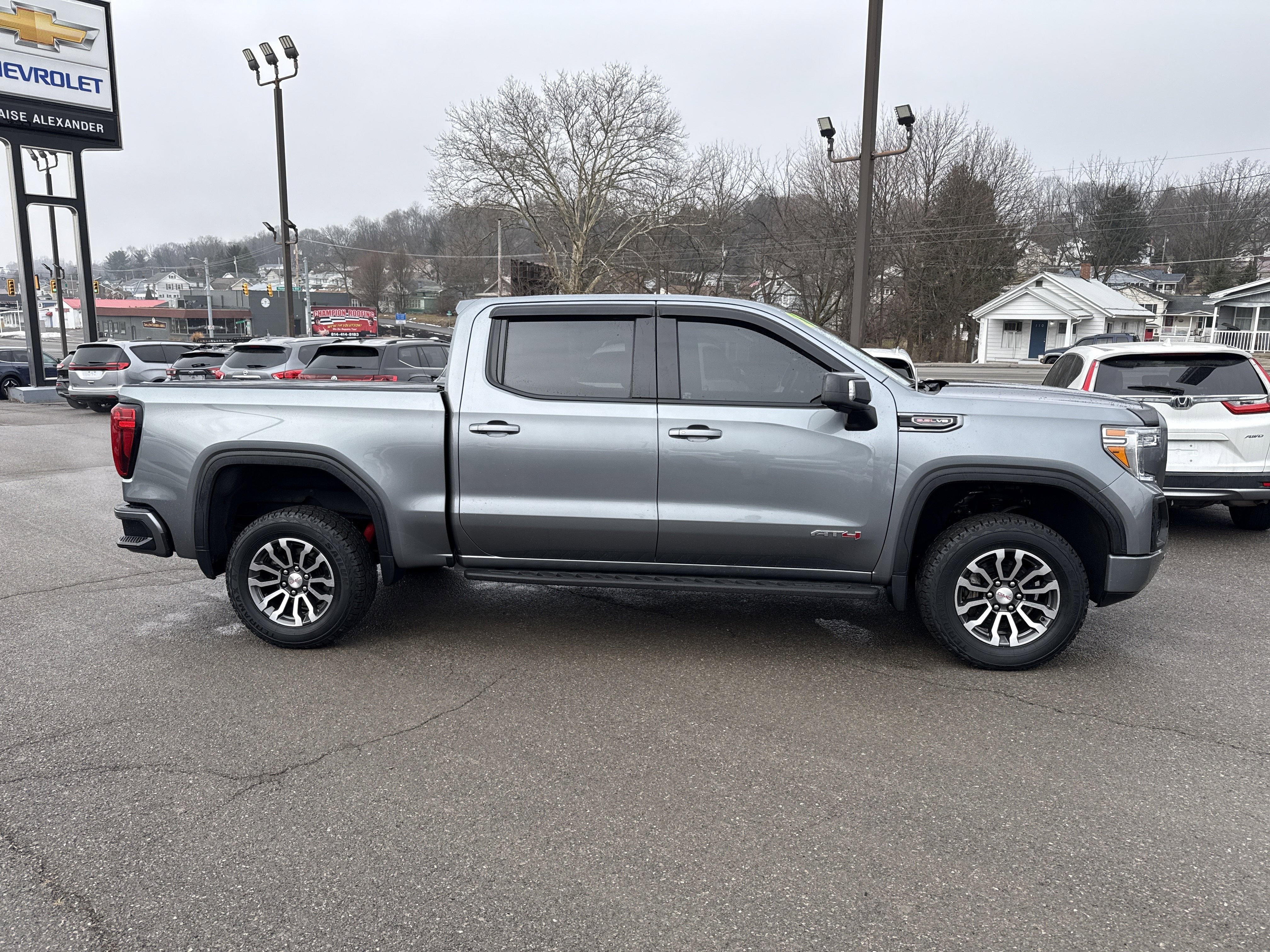 Used 2021 GMC Sierra 1500 AT4 w/ AT4 Premium Package image 2
