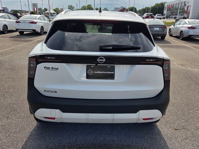 Used 2026 Nissan Kicks SV FWD image 9