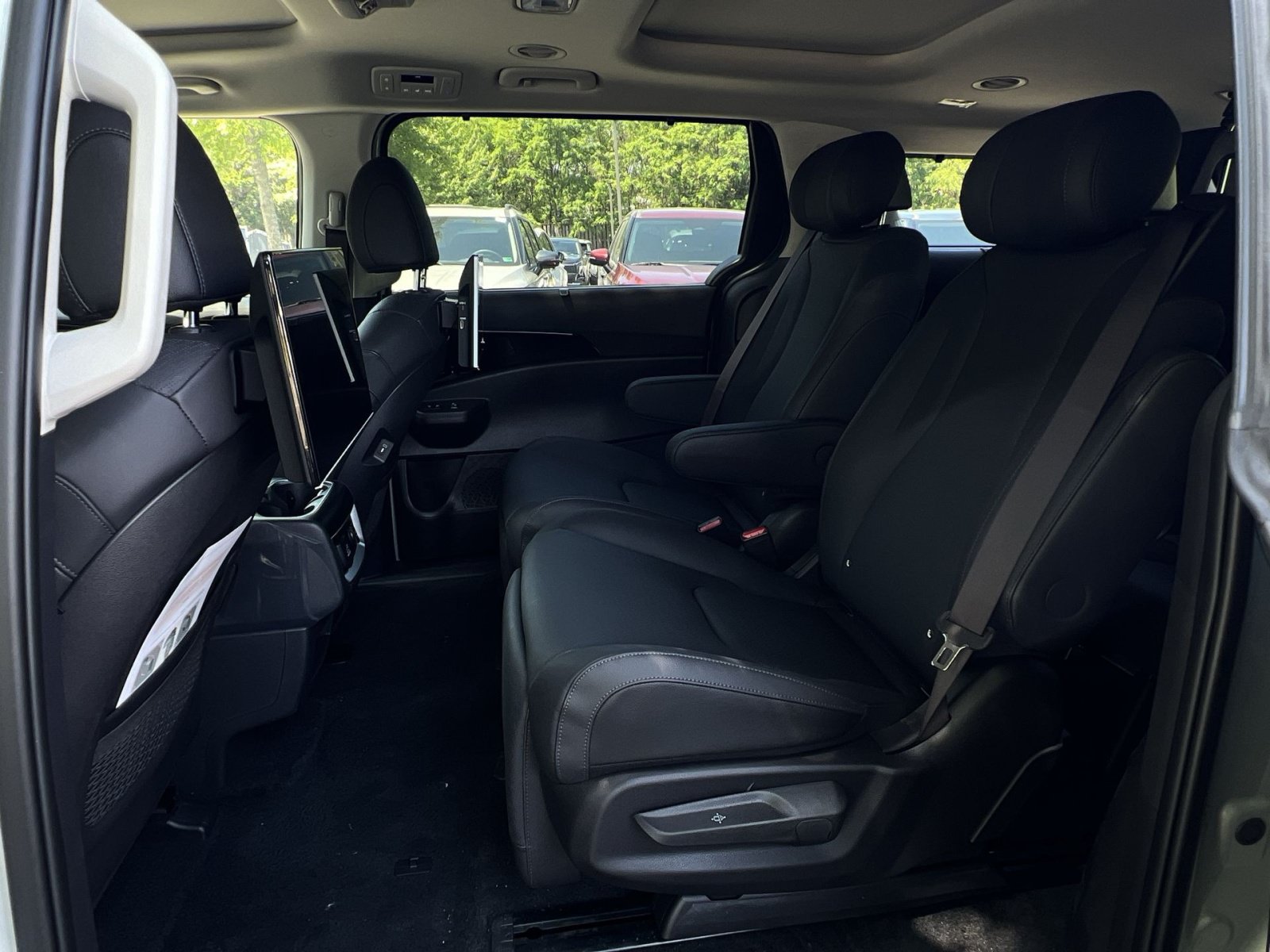 New 2026 Kia Carnival SX Prestige FWD image 56