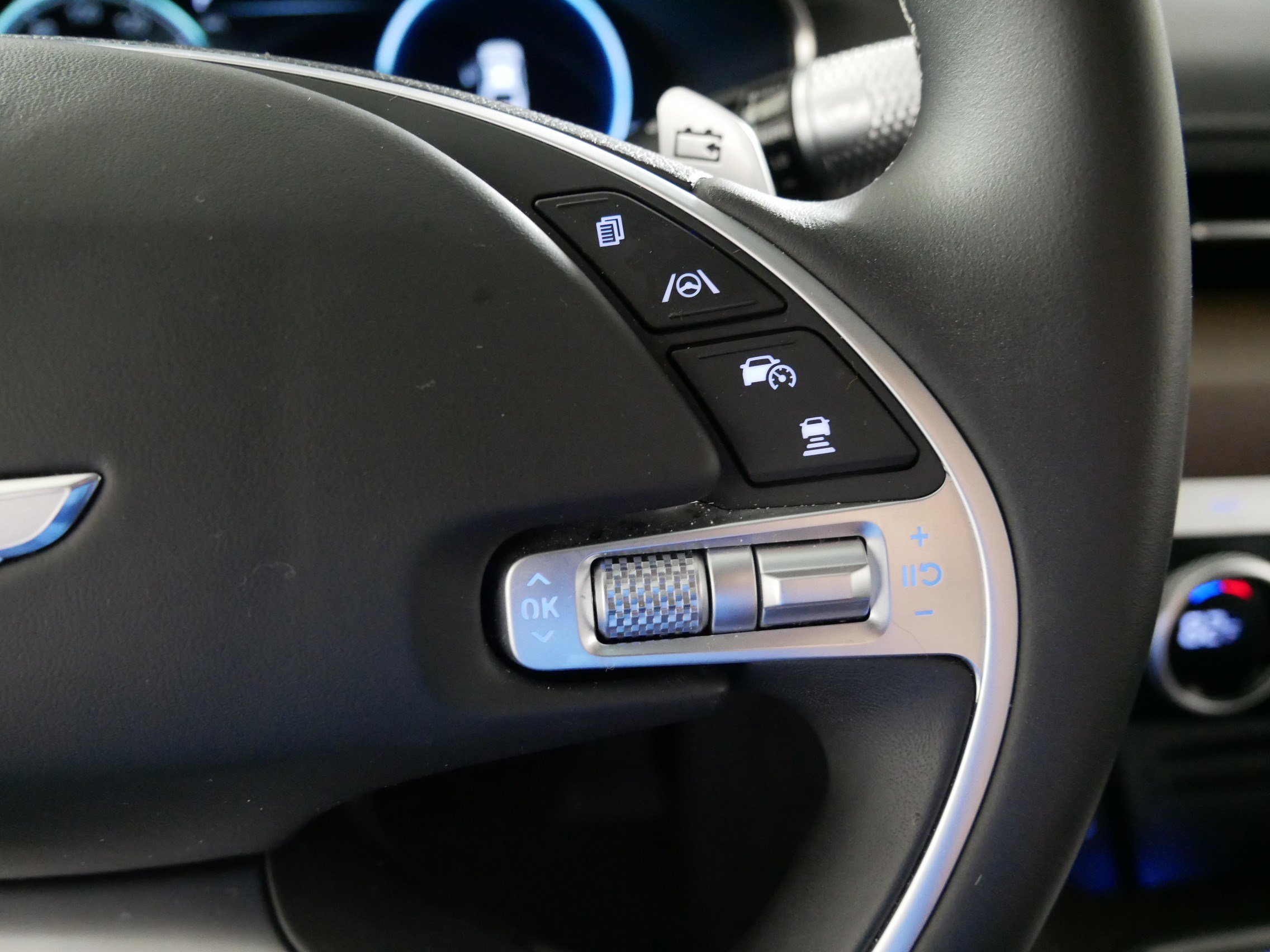 Used 2024 Genesis G80 w/ Prestige Package image 28