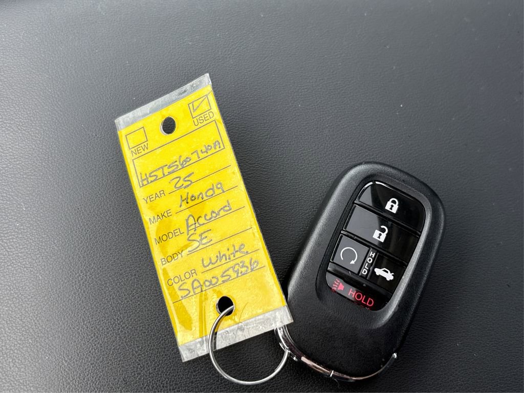 Used 2025 Honda Accord SE image 41