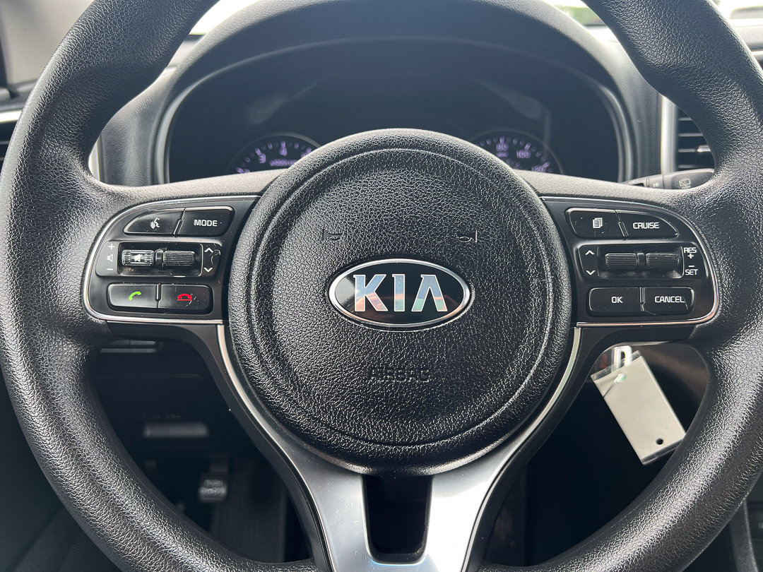 Used 2017 Kia Sportage LX FWD image 17
