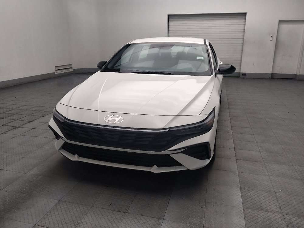Used 2025 Hyundai Elantra Sport FWD image 15