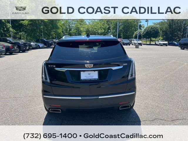 Used 2019 Cadillac XT5 Luxury w/ Sport Package FWD image 3