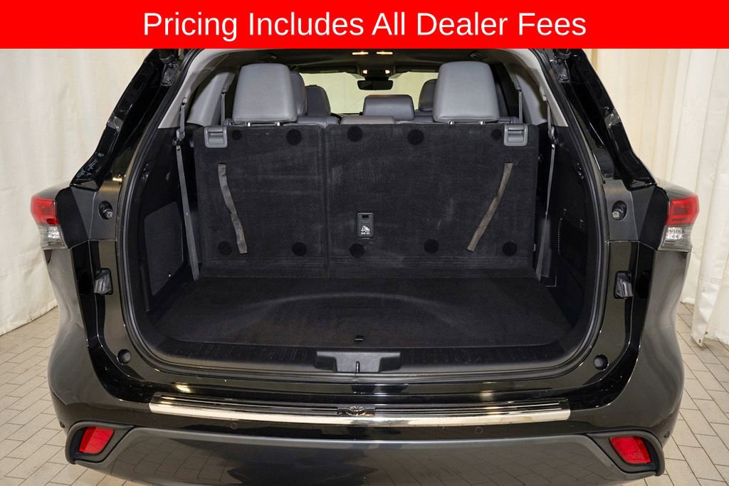 Used 2021 Toyota Highlander Limited AWD/4WD image 5