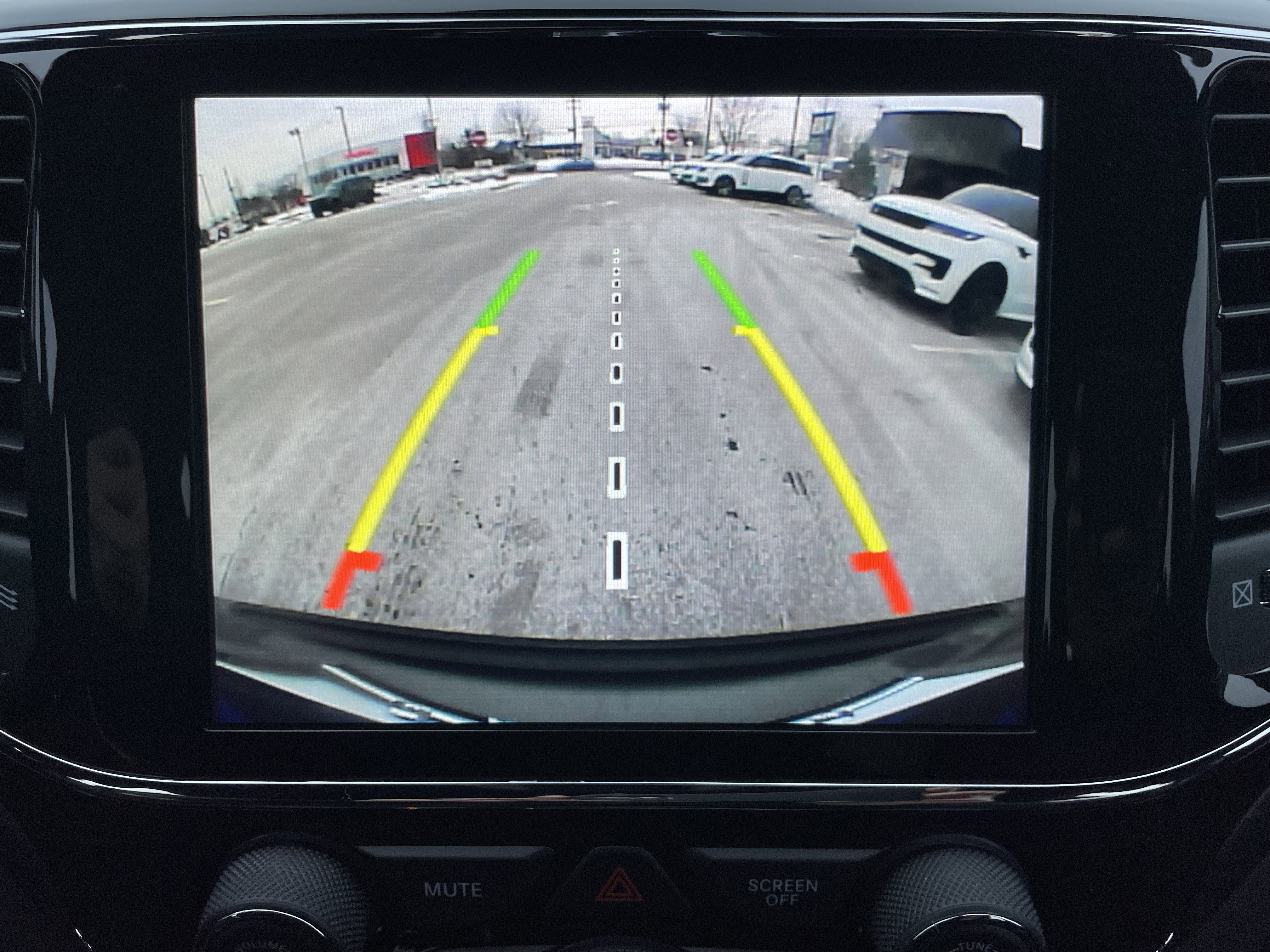 Used 2021 Jeep Grand Cherokee Laredo X image 28