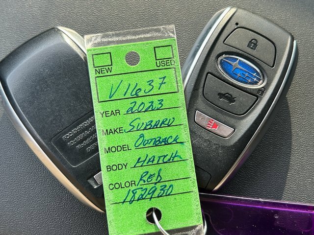 Used 2023 Subaru Outback Premium image 38