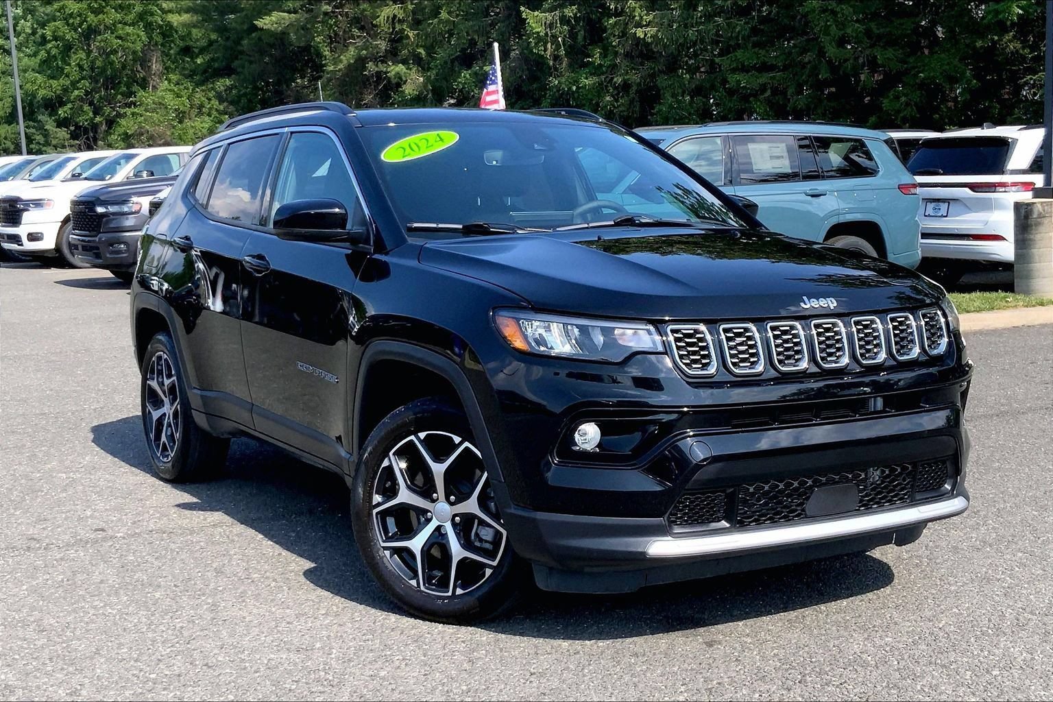 Certified 2024 Jeep Compass Limited w/ Sun and Sound Group AWD/4WD image 2