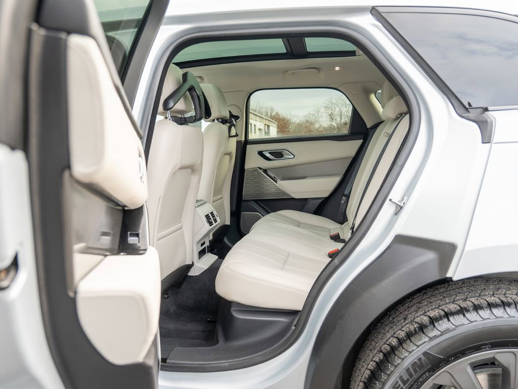 Certified 2023 Land Rover Range Rover Velar S image 33