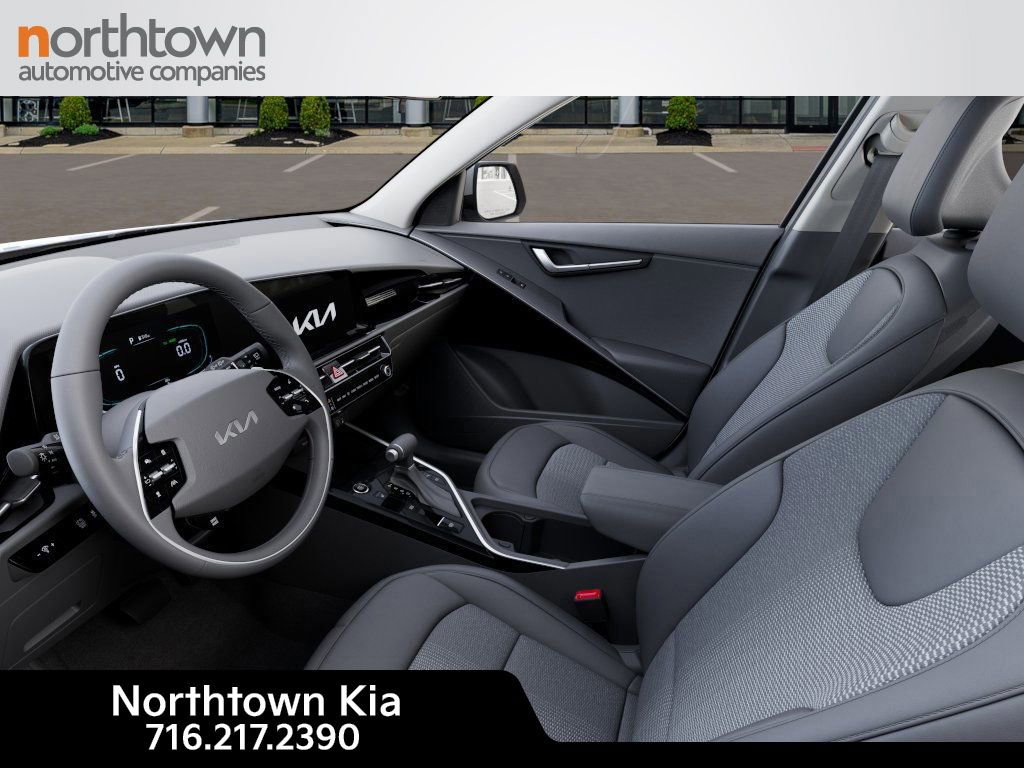 New 2025 Kia Niro EX image 18
