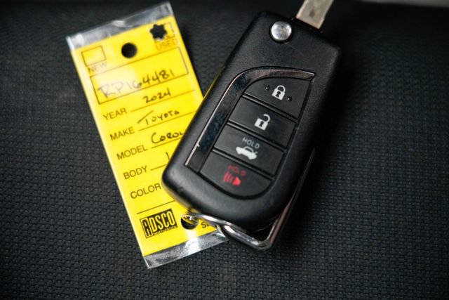 Used 2024 Toyota Corolla LE FWD image 35