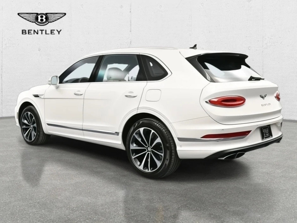 Certified 2023 Bentley Bentayga Plug-In Hybrid AWD/4WD image 8
