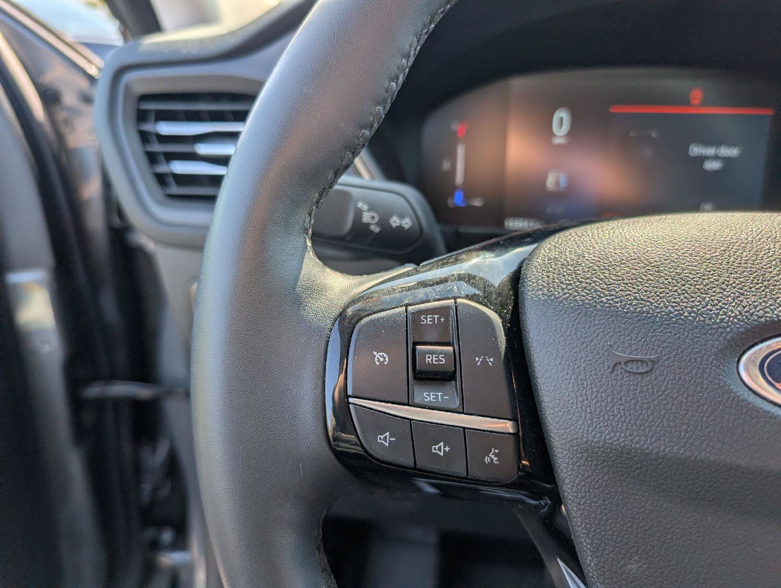 Used 2024 Ford Escape Active AWD/4WD image 15