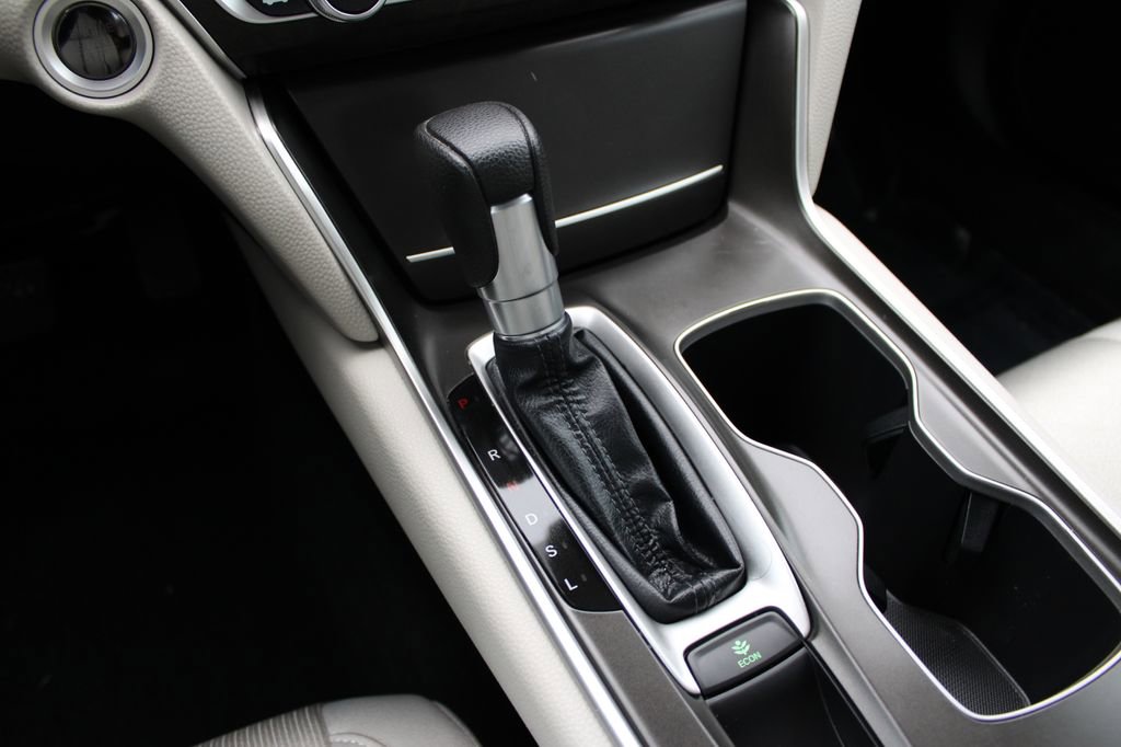 Certified 2018 Honda Accord EX image 21