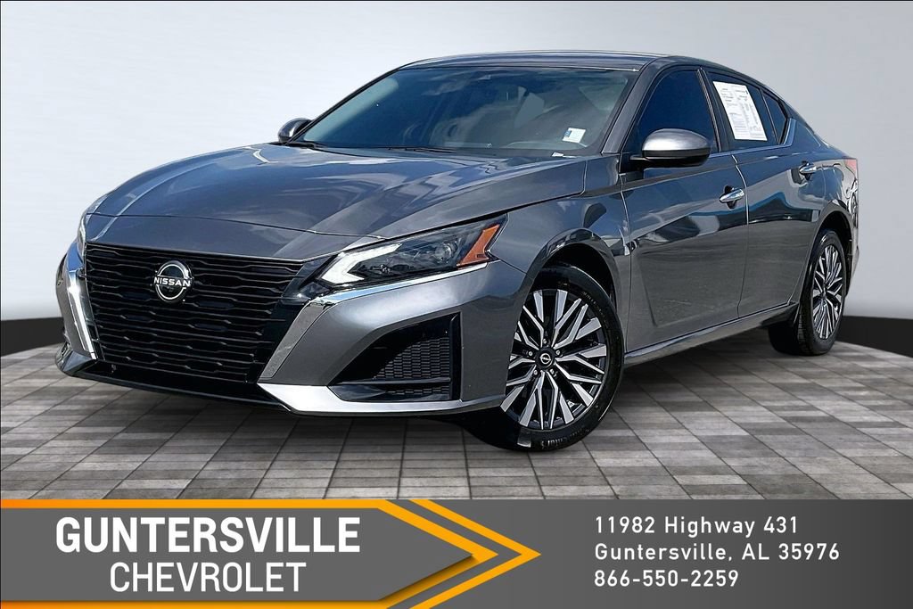 Used 2023 Nissan Altima 2.5 SV AWD/4WD image 1