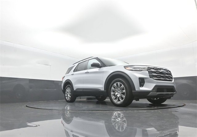 New 2026 Ford Explorer Active w/ Active Comfort Package image 27