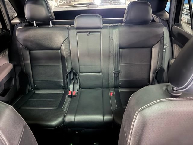 Used 2021 Volkswagen Atlas Cross Sport SEL R-Line w/ Luggage Net & Mats Package FWD image 15