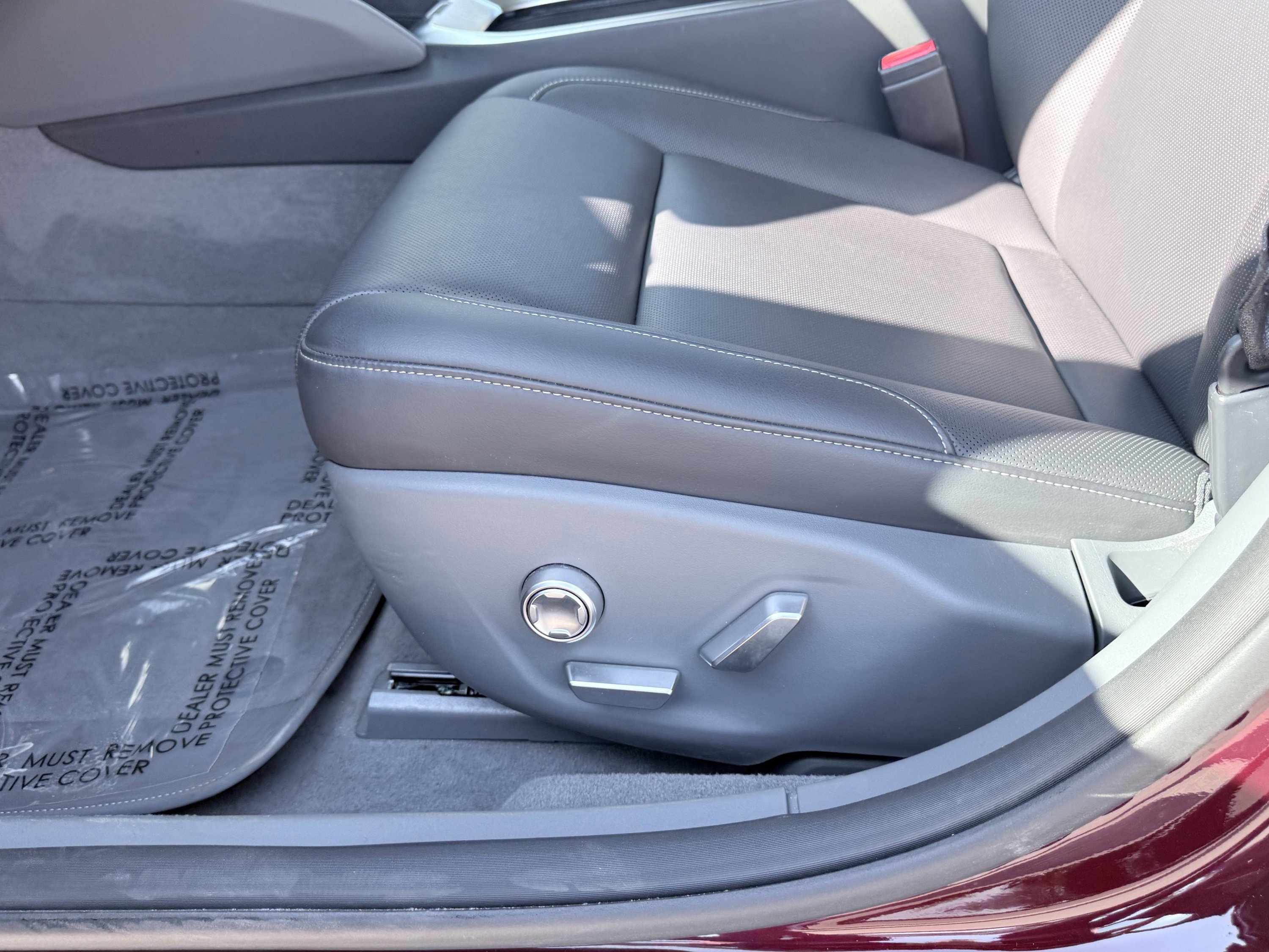 Used 2025 Lucid Air Touring image 31