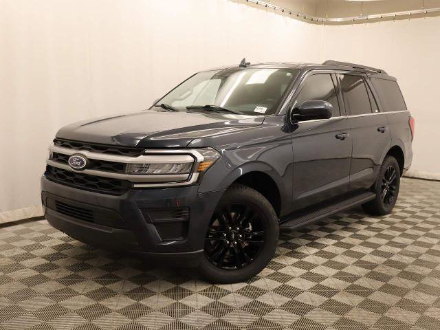 Certified 2023 Ford Expedition XLT image 2