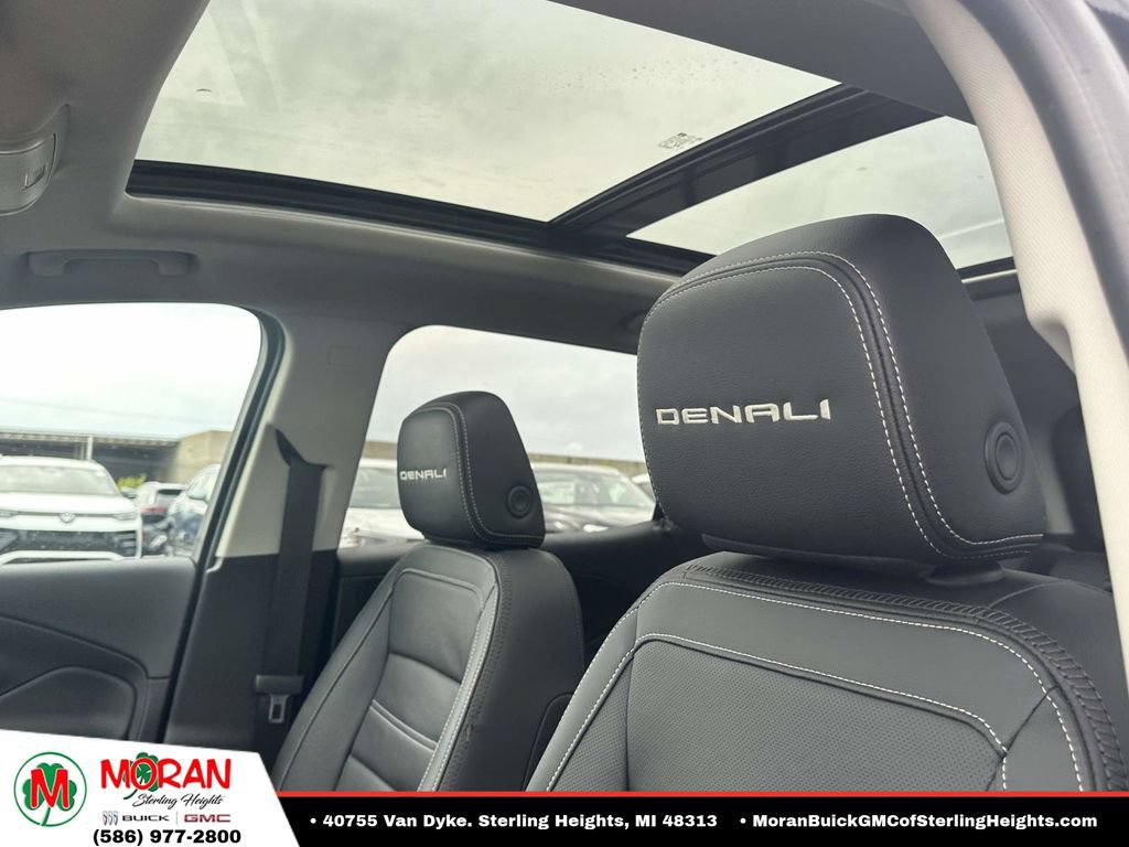 Certified 2024 GMC Terrain Denali w/ Black Diamond Edition AWD/4WD image 20