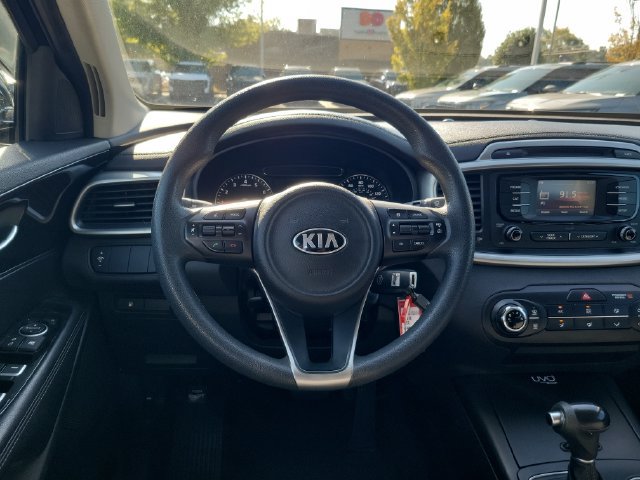Used 2016 Kia Sorento FWD image 10