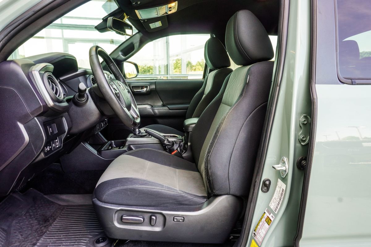 Used 2023 Toyota Tacoma TRD Sport RWD image 34