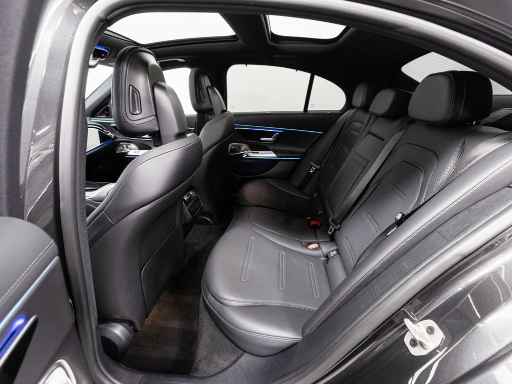 Used 2025 Mercedes-Benz E 53 AMG e 4MATIC Sedan w/ Multicontour Seating Package image 27