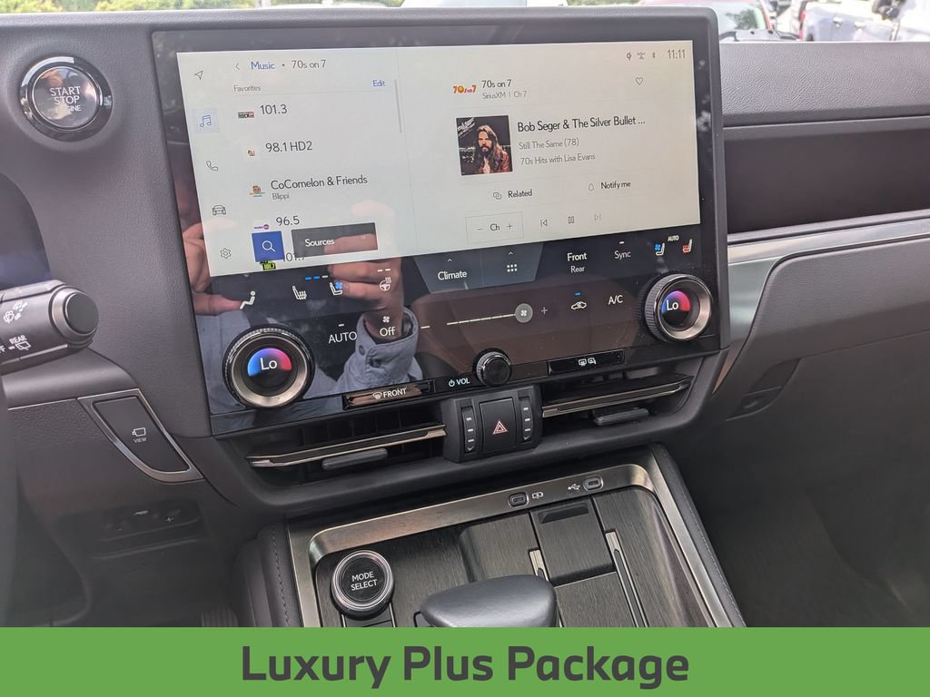 Used 2024 Lexus GX 550 w/ Accessory Package (2T) AWD/4WD image 25